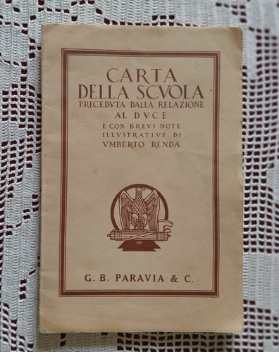 Carta della scuola - carta, preceduta